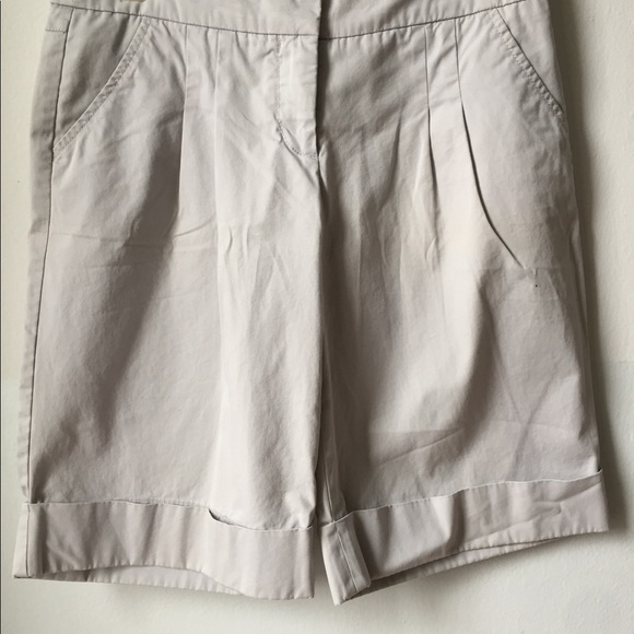 Light gray long shorts - Picture 2 of 8
